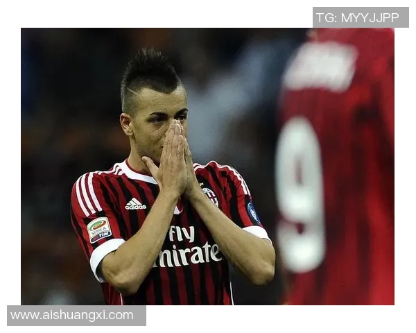 球星头套足球挑战赛掀起热潮运动员技术与创意的完美融合 球星头套足球挑战赛掀起热潮运动员技术与创意的完美融合